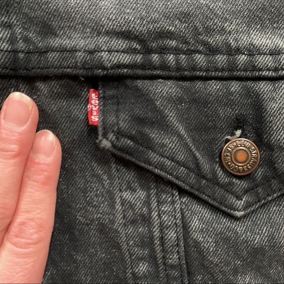 Vintage 1980s Levi’s Black Acid Wash Denim Jacket - Picture 2 of 8